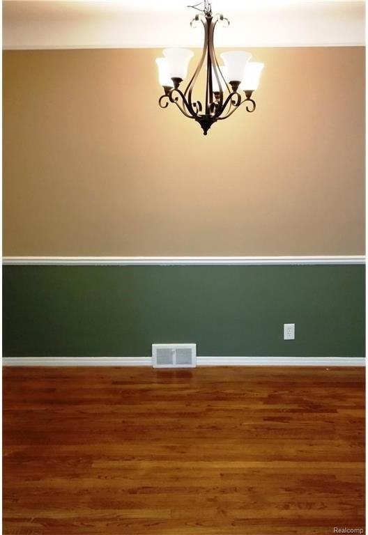 2337 Stanhope St - Photo 3 of 18