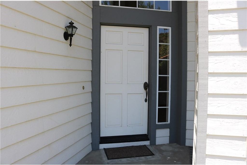 23115 Sleeping Oak Dr - Photo 3 of 35