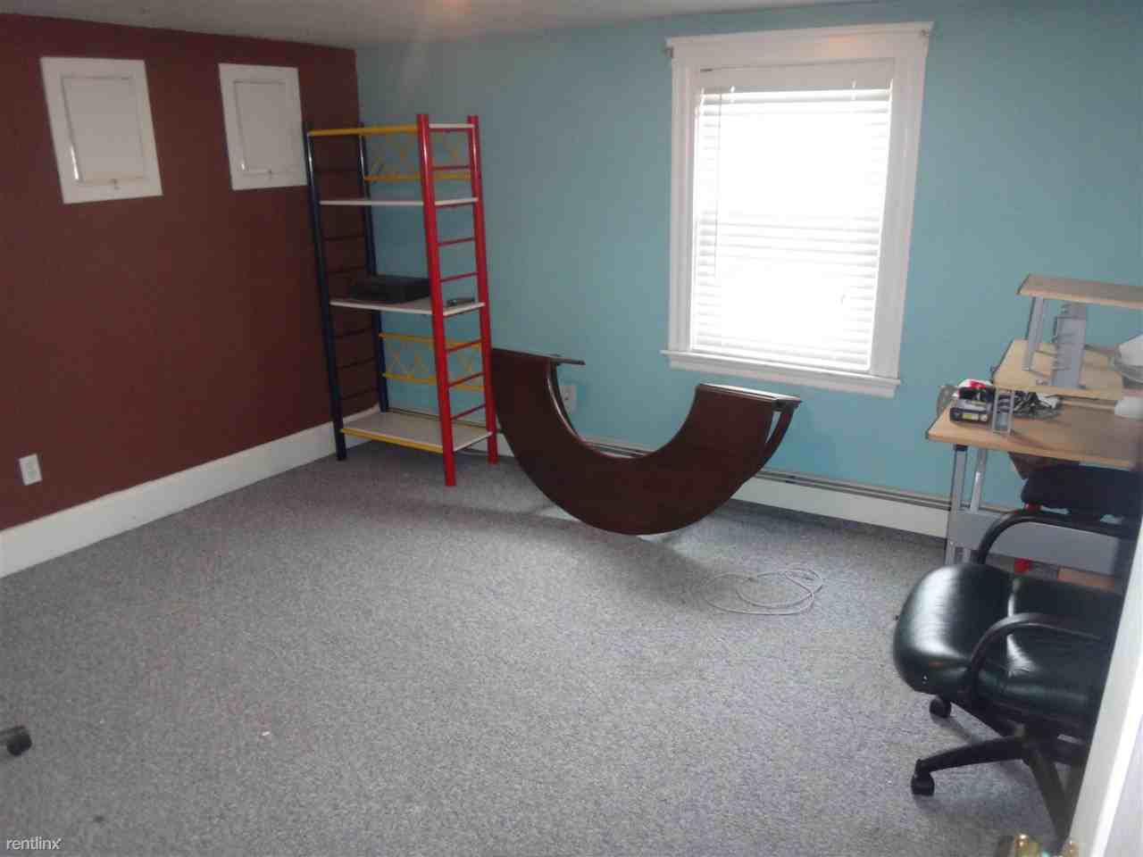 39 Englehutt Rd - Photo 3 of 14