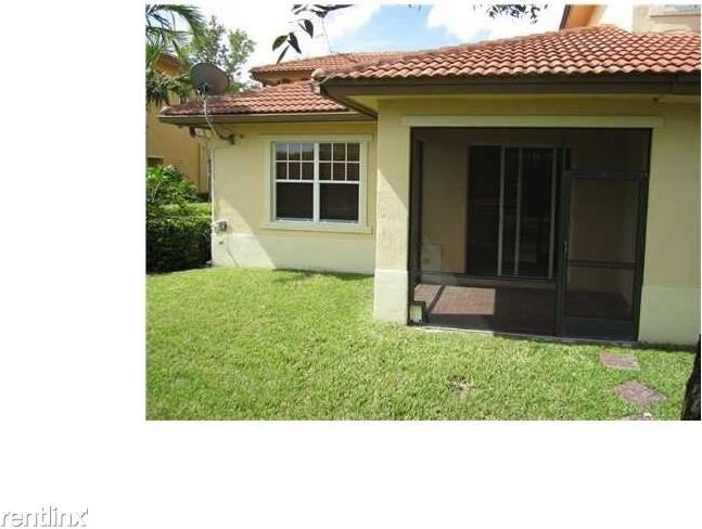 5763 NW 119th Terrace #5763 - Photo 2 of 15