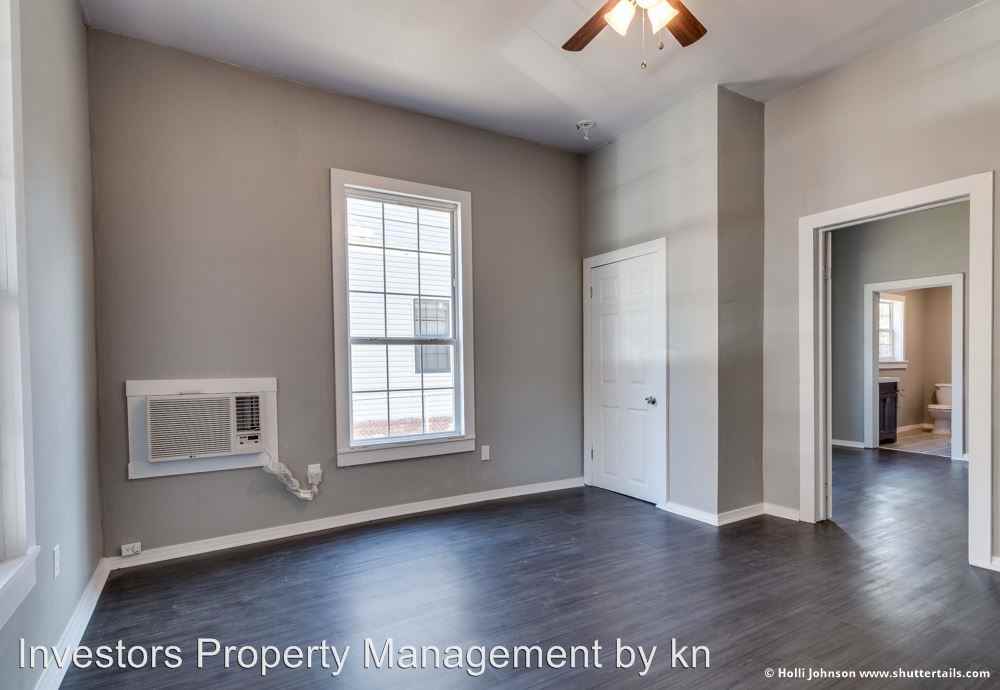 2908 and 2910Tilles Ave - Photo 3 of 9