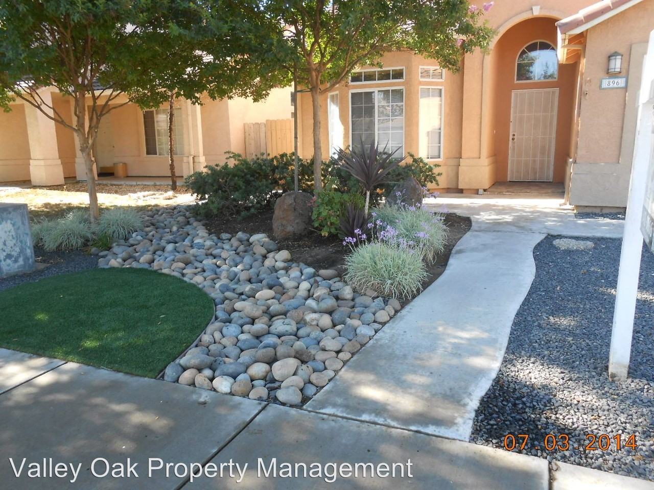 896 Willow Lake Way - Photo 2 of 13