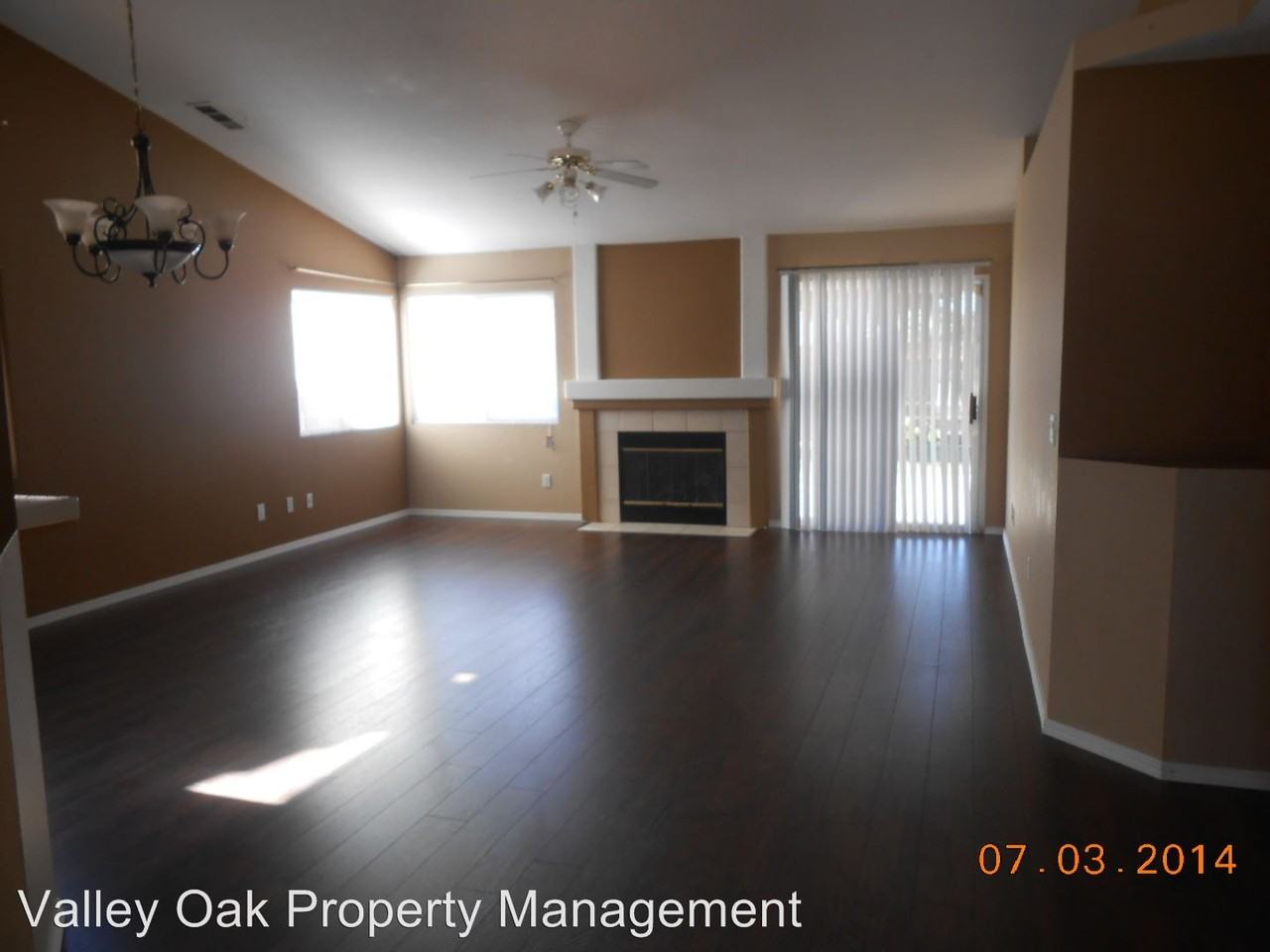 896 Willow Lake Way - Photo 3 of 13