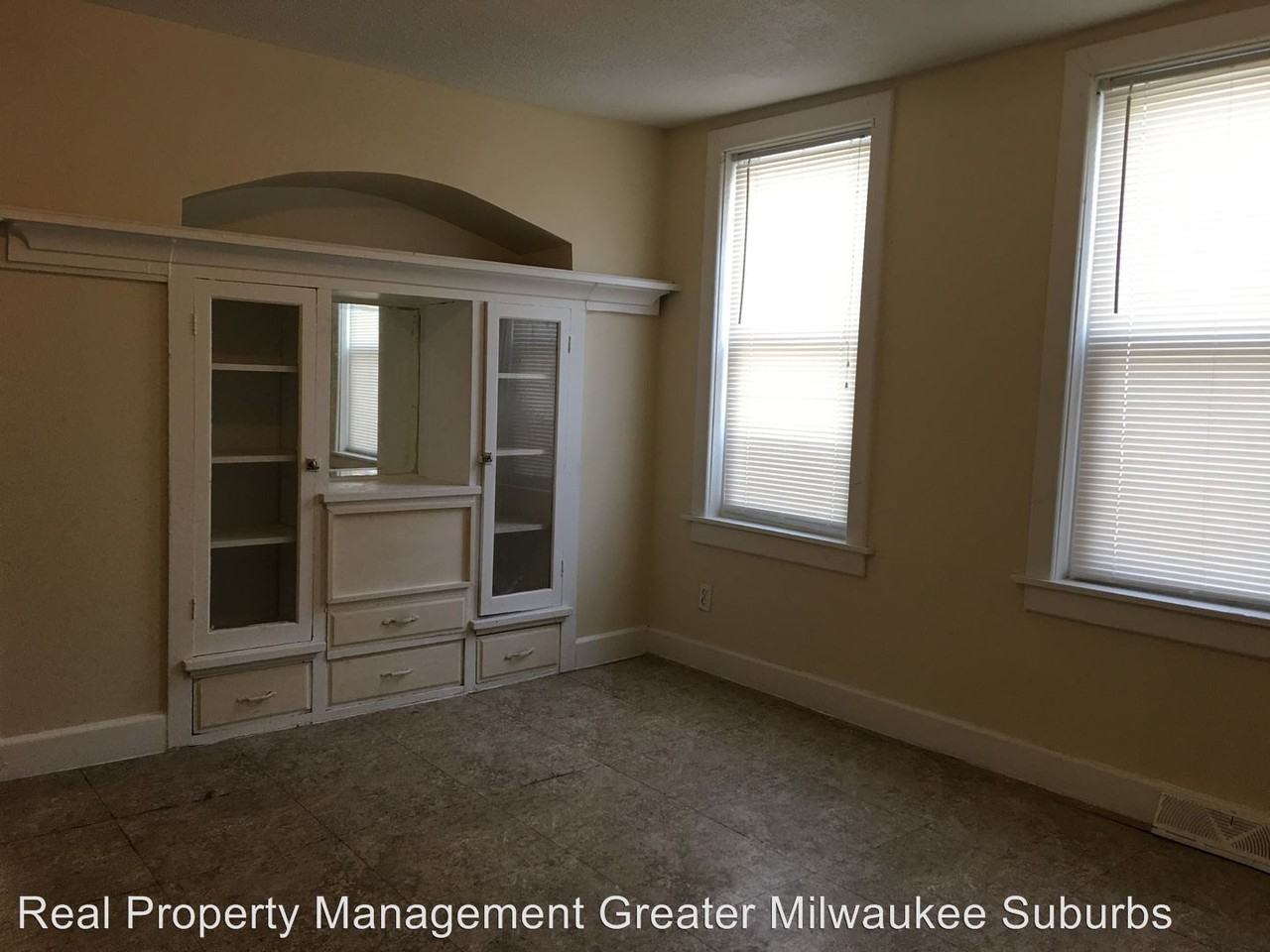 3707 N 6th St - Photo 2 of 16