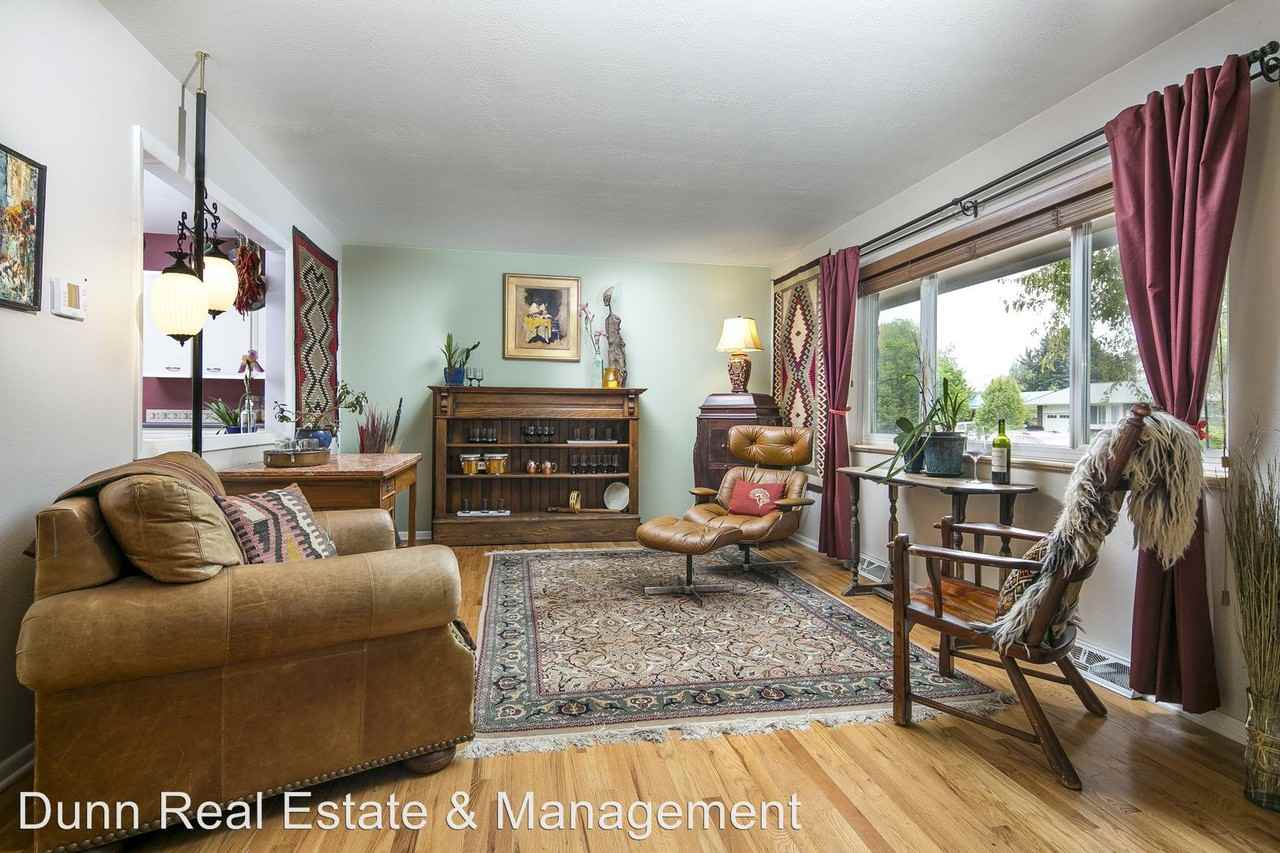 600 Princeton Rd - Photo 3 of 21