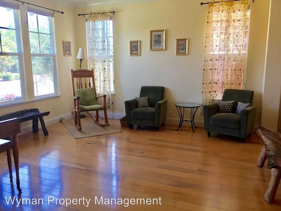 25 Autumn Run Way - Photo 2 of 20