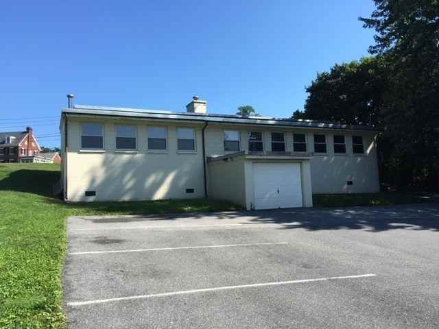 399 Camp Meeting Rd - Photo 3 of 8