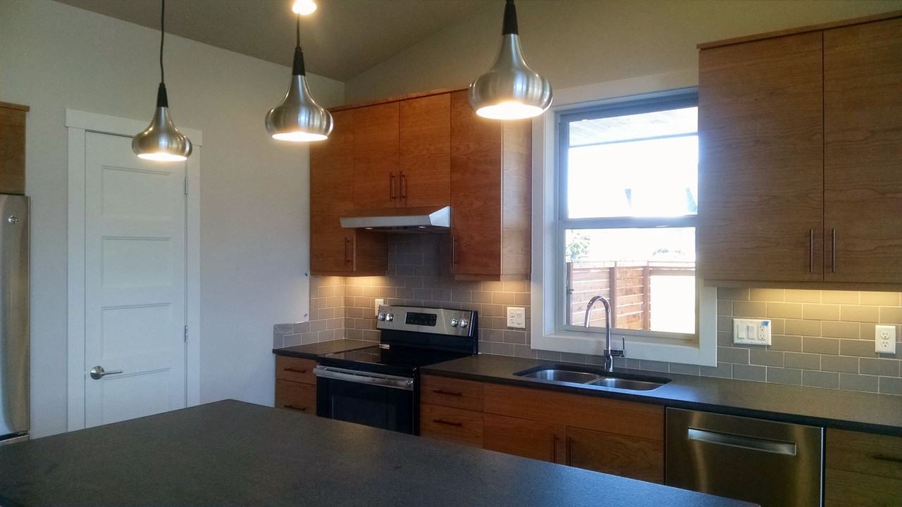 124 Sunrise Terrace - Photo 2 of 18
