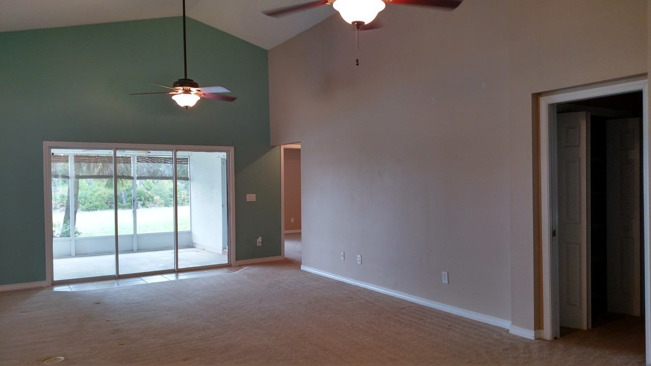 222 Biltmore Pl - Photo 3 of 18