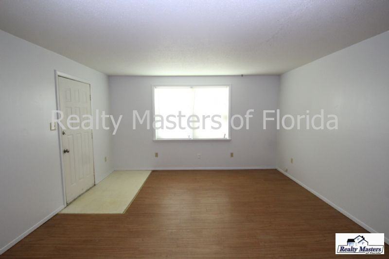 610 Herschel St - Photo 2 of 14