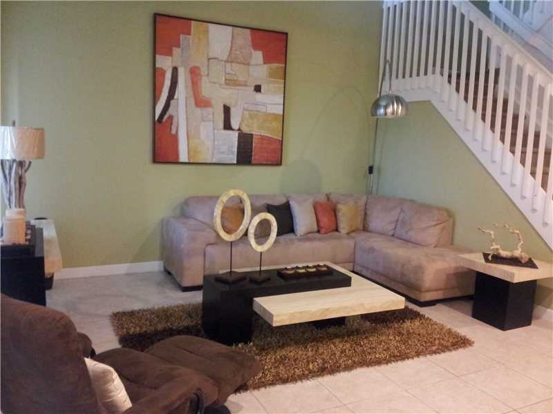 8113 Northwest 114th Place - Photo 2 of 8