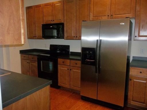 1145 Greenview Rd - Photo 3 of 14