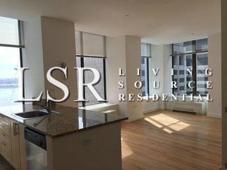 10 Hanover Square #11I