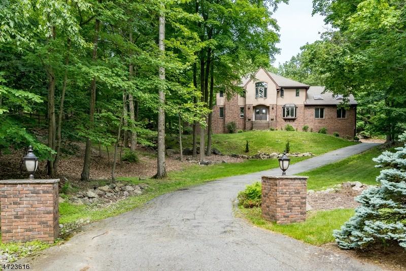 790 W Shore Dr - Photo 2 of 25