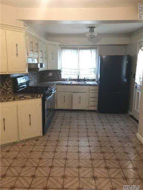 18 Leach St - Photo 3 of 8