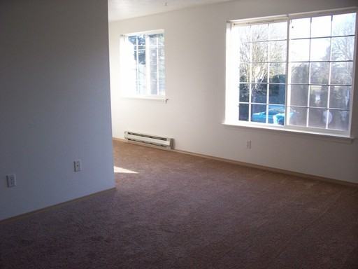 165 N 9th St - Photo 2 of 4