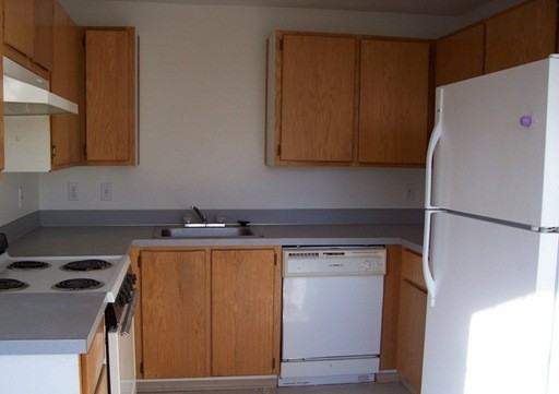 165 N 9th St - Photo 3 of 4