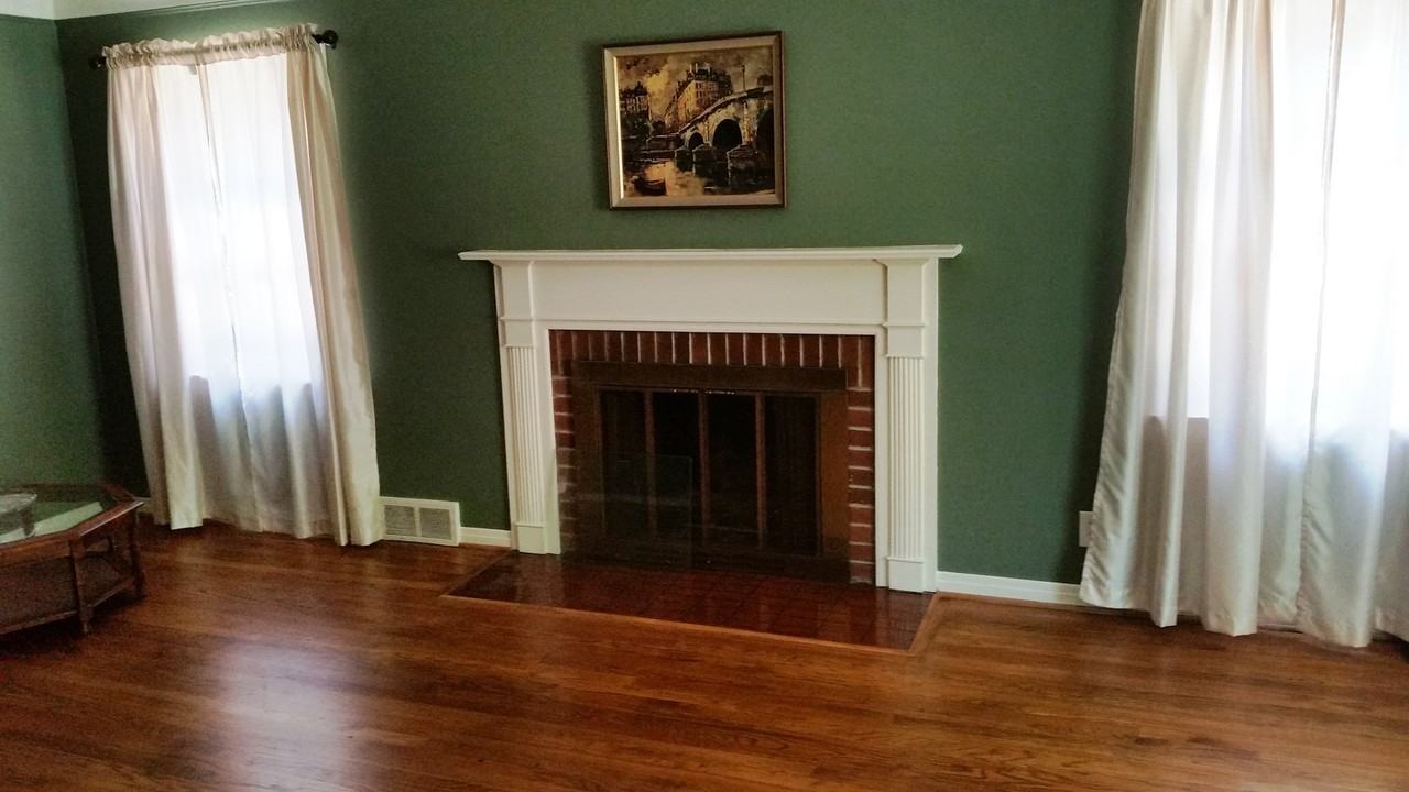 2337 Stanhope St - Photo 2 of 18