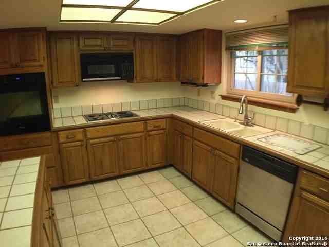 19746 Encino Way - Photo 2 of 10