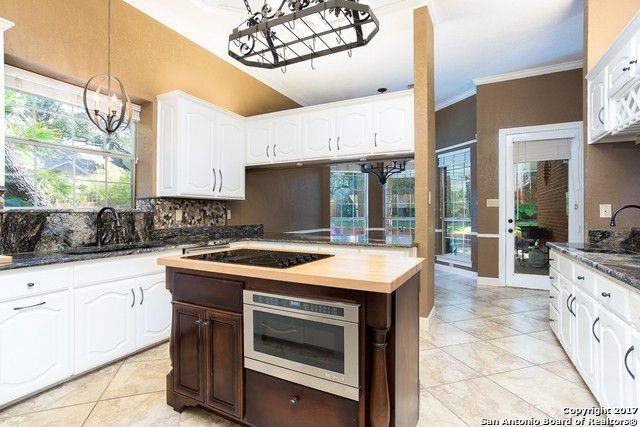 15651 Robin Ridge Road - Photo 2 of 10