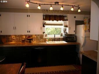 420 SE Sheridan Rd - Photo 3 of 14
