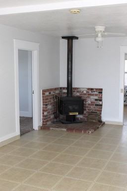 21794 Davis Rd - Photo 3 of 10