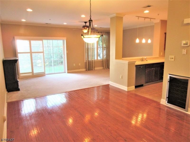 118 Rock Creek Dr - Photo 2 of 13