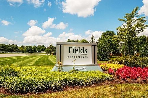 43848 Dodge Terrace - Photo 2 of 6