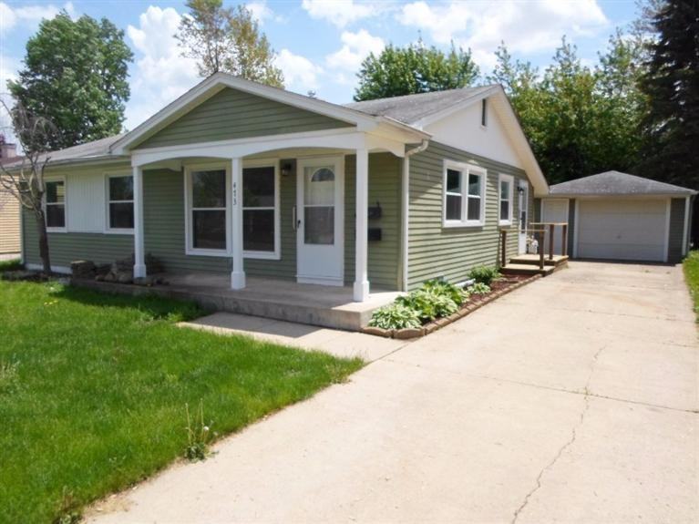 473 Argyle Crescent - Photo 2 of 21