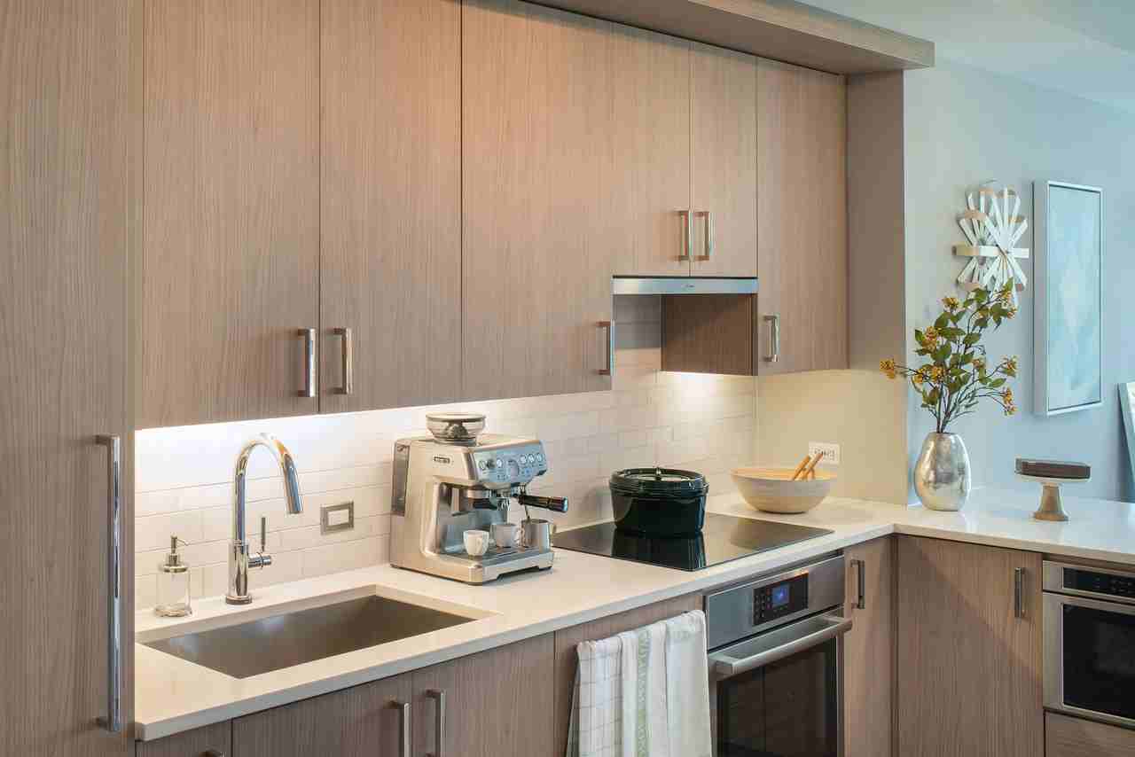 Element 28 - Photo 2 of 23