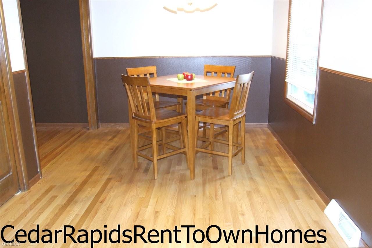 116 Broadmore Rd SW - Photo 3 of 17