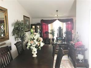 10173 NW 16th St - Photo 3 of 7