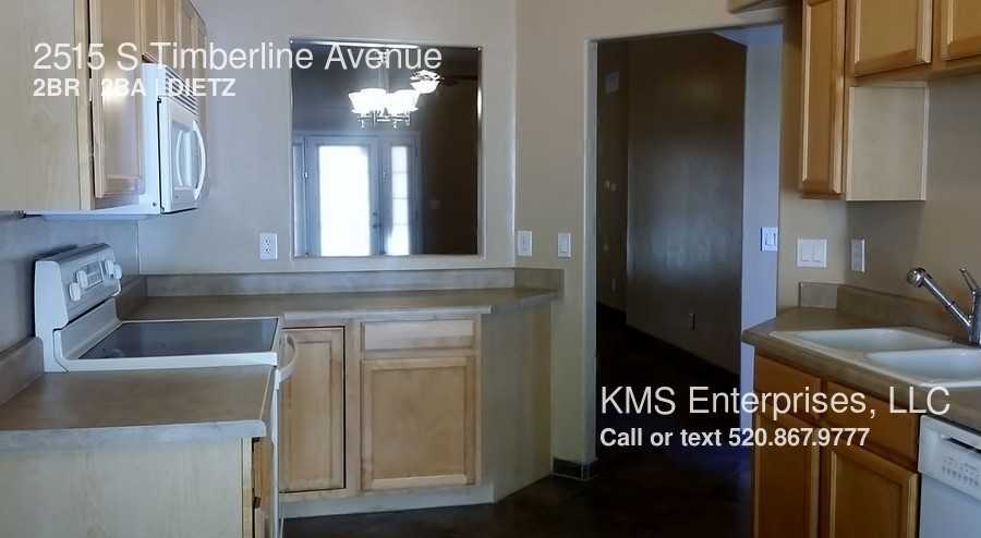 2515 S Timberline Ave - Photo 3 of 19