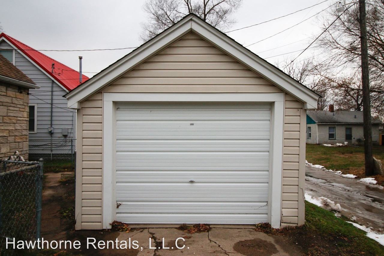 111 Hawver Ct - Photo 3 of 5