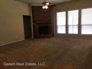 2458 Township Ct - Photo 3 of 18