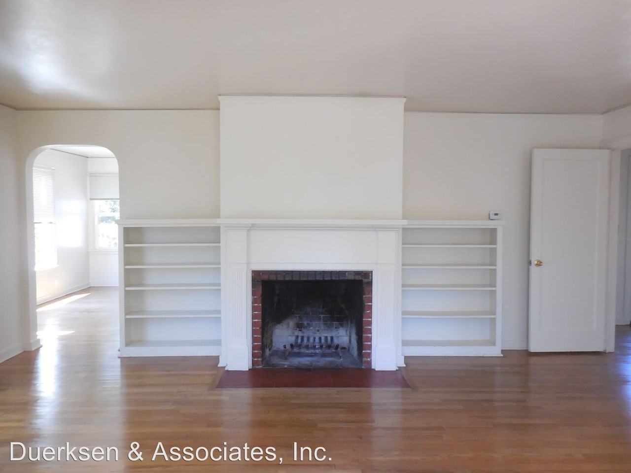 1221 SW Sunset Dr - Photo 3 of 8