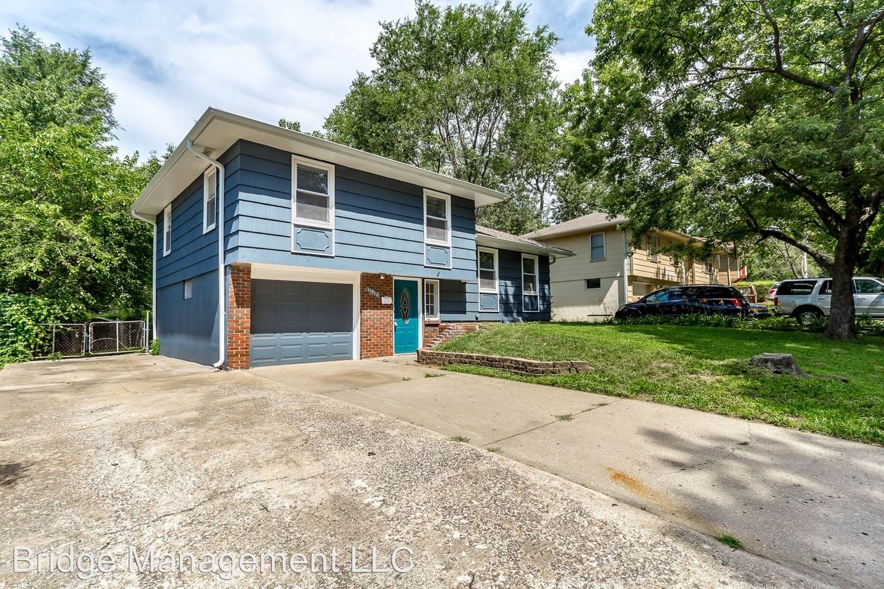 11912 Bennington Ave - Photo 2 of 22