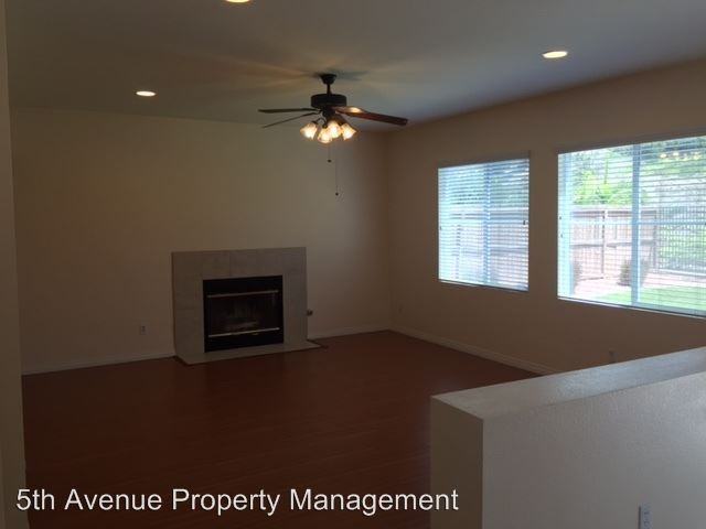 740 Wala Dr - Photo 3 of 12