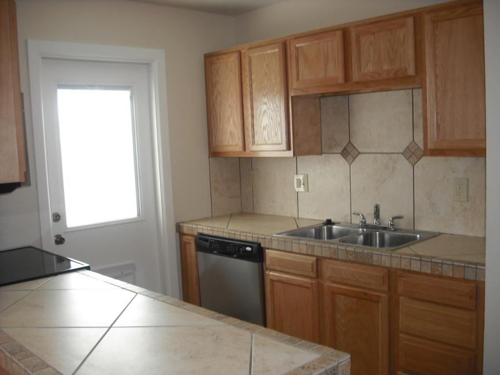 4217 W Wagon Wheel Dr - Photo 2 of 7