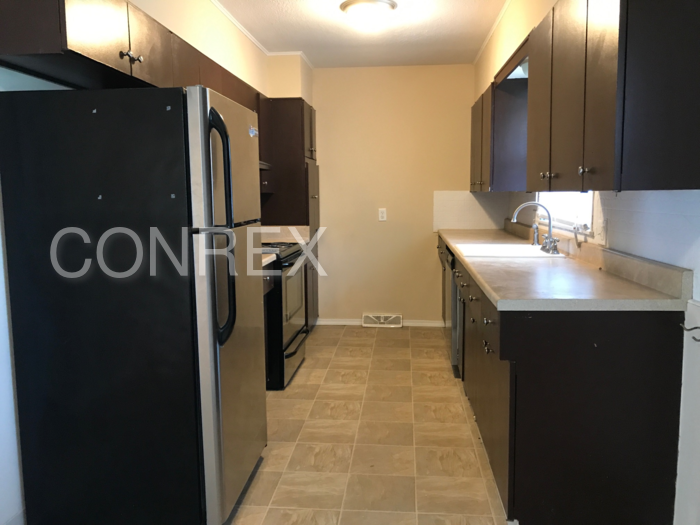 7760 Burkey Dr - Photo 2 of 13