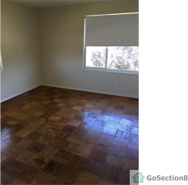 3913 Seven Mile Ln #3 - Photo 2 of 2