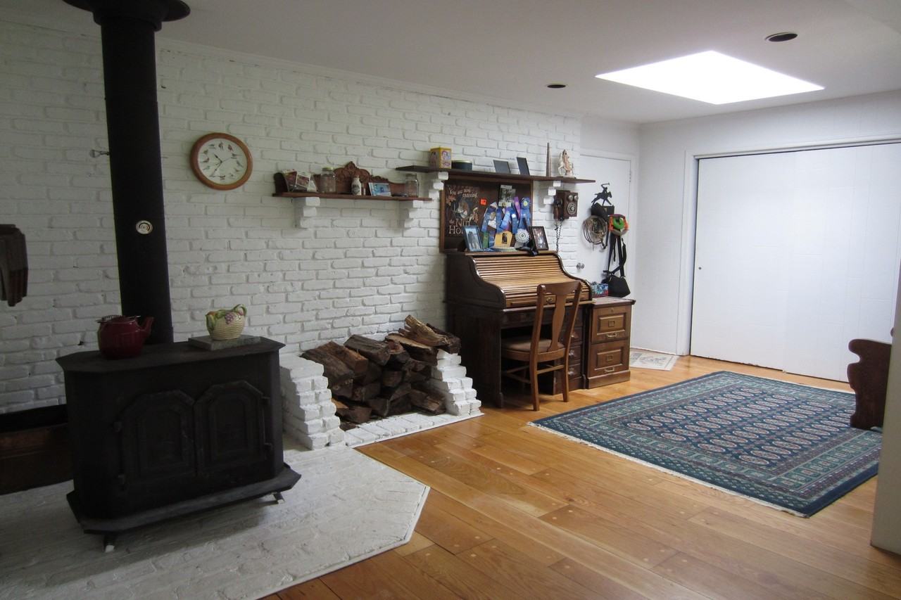 473 Berry Hill Rd - Photo 2 of 14