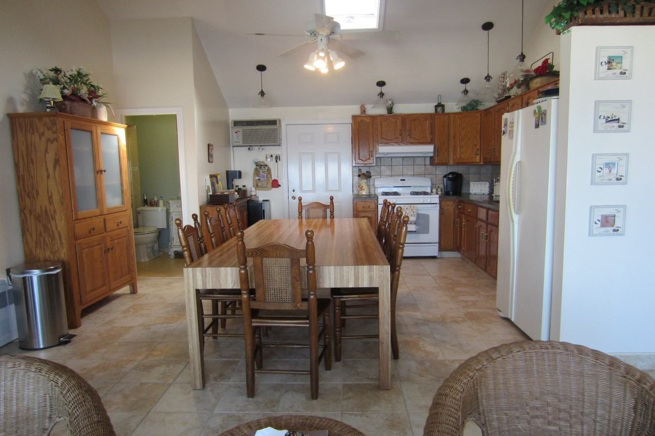 2 1st St - Photo 2 of 14