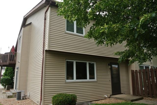 1813 Kerrybrook Ct - Photo 3 of 25