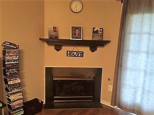 1353 Tristram Cir - Photo 3 of 15