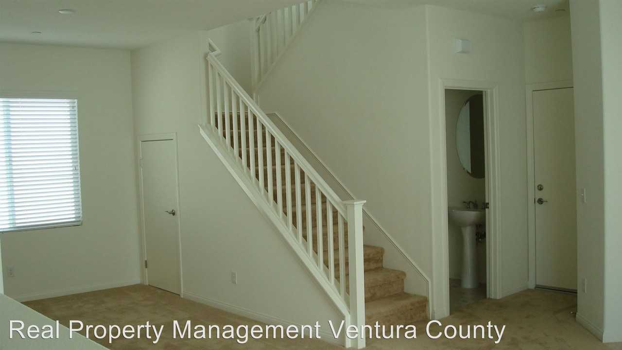 244 Cummings Way - Photo 2 of 11