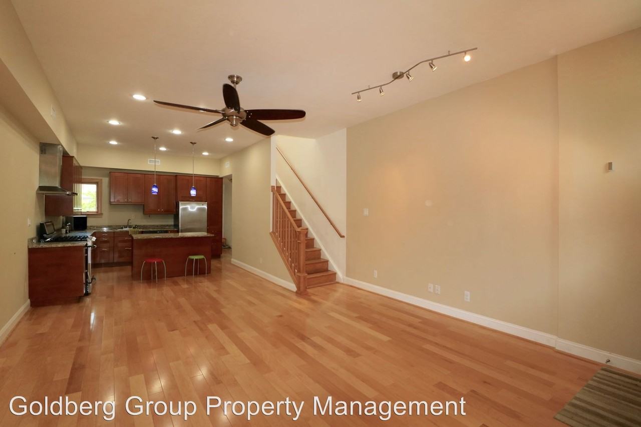 729 5th St NE - Photo 3 of 39