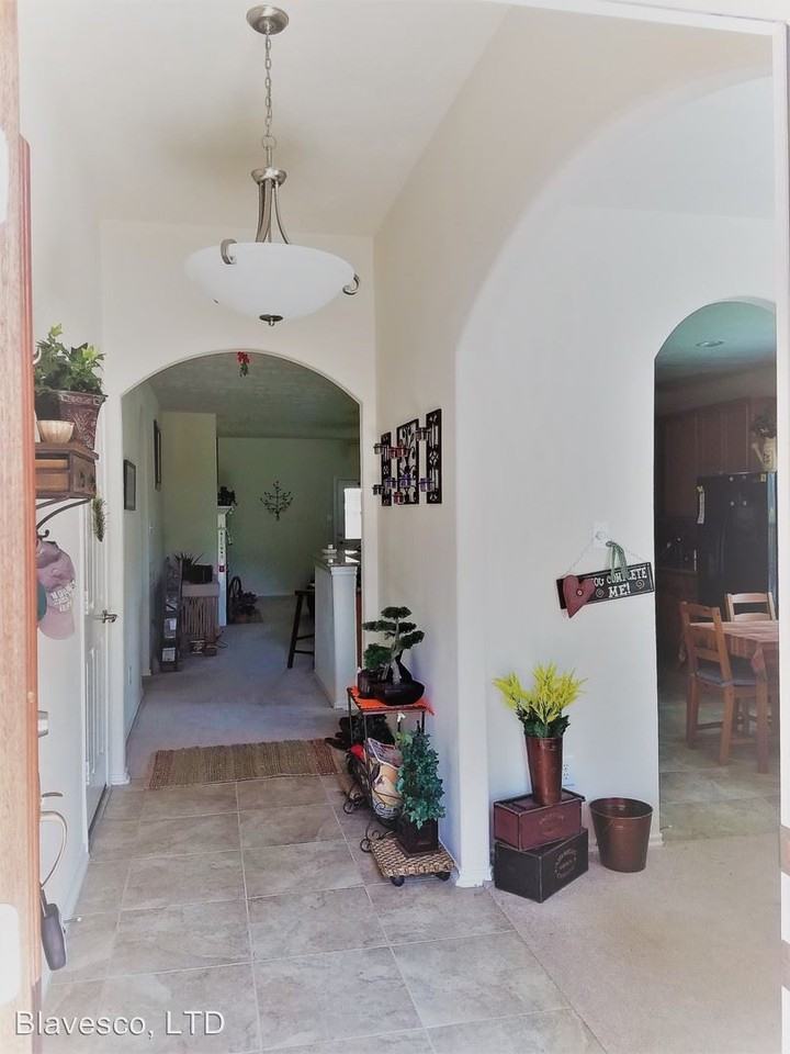 107 E Lasting Spring Cir - Photo 2 of 22
