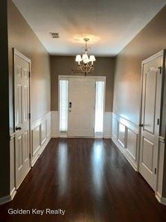 212 Hearthwood Dr - Photo 3 of 30