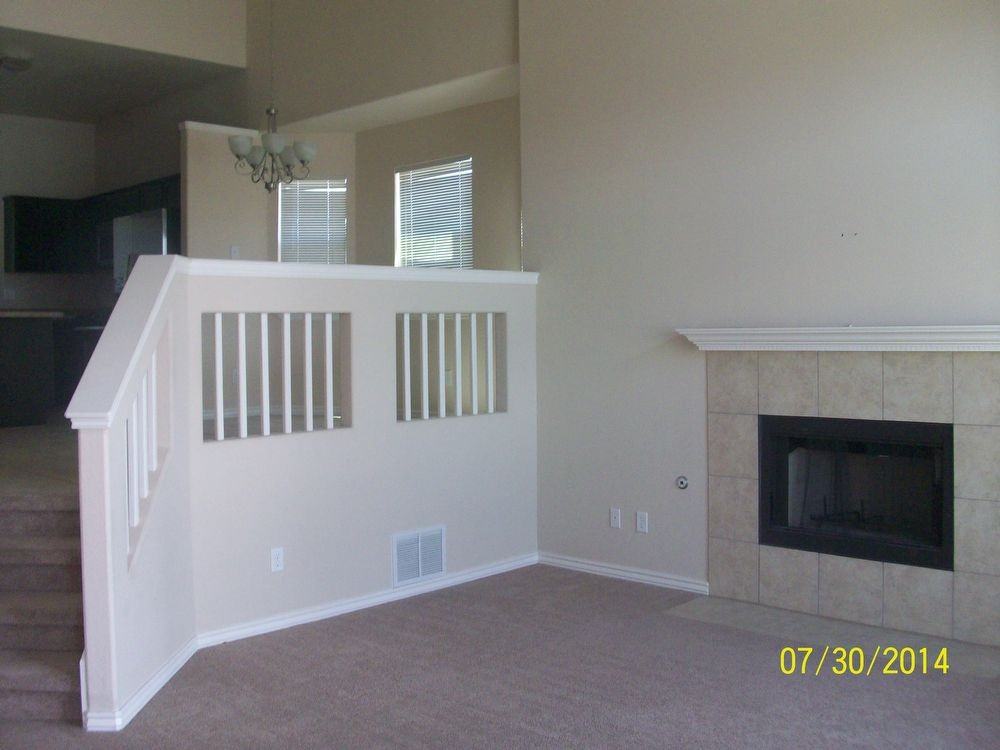 5604 Valley Oak Dr - Photo 3 of 19